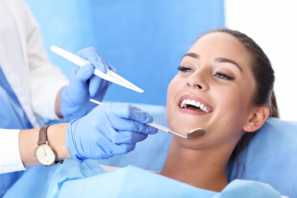 How Safe And Effective Is Professional Teeth Whitening?